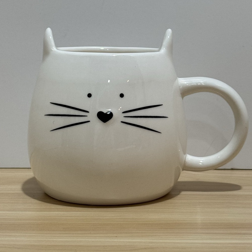 Kitty Cat Mug 3D Ears Heart Nose White & Black Global Design Connections 16 oz.
